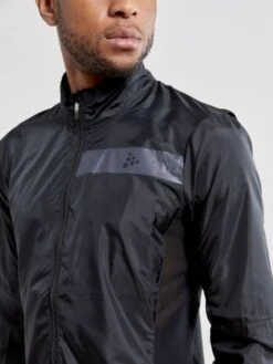 Craft Essence Light Wind Fietsjacket Zwart Heren 12 Craft Essence Light Wind Fietsjacket Zwart Heren -Craft 1908813 999000 essence light wind jacket c3 preview