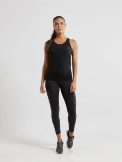 Craft Fuseknit Light Mouwloos Ondershirt Zwart Dames -Craft 1908845 999000 fuseknit light singlet c6 preview