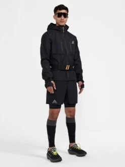 Craft PRO Trail Hydro Jacket Zwart Heren -Craft 3209 ef19a2d3a4 1912445 999000 pro trail hydro jacket m closeup8 original