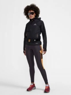 Craft PRO Trail Hydro Jacket Dames -Craft 3212 c2669ab7a2 1912448 999000 pro trail hydro jacket w closeup7 original