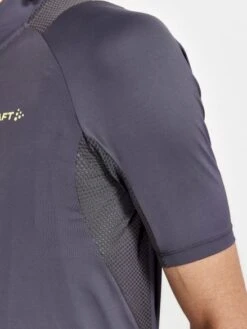 Craft Advanced Endurance Fietsshirt Korte Mouw Grijs Heren 14 Craft Advanced Endurance Fietsshirt Korte Mouw Grijs Heren -Craft craft shirt heren adv endur jersey m 1910520 985000 05
